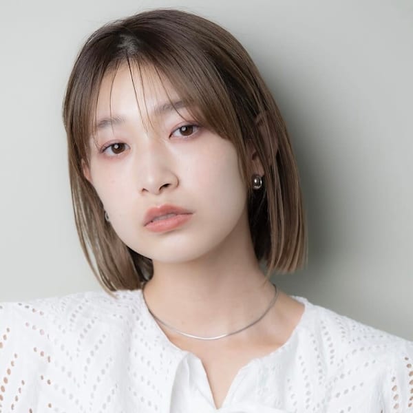 やわらかストレートボブ