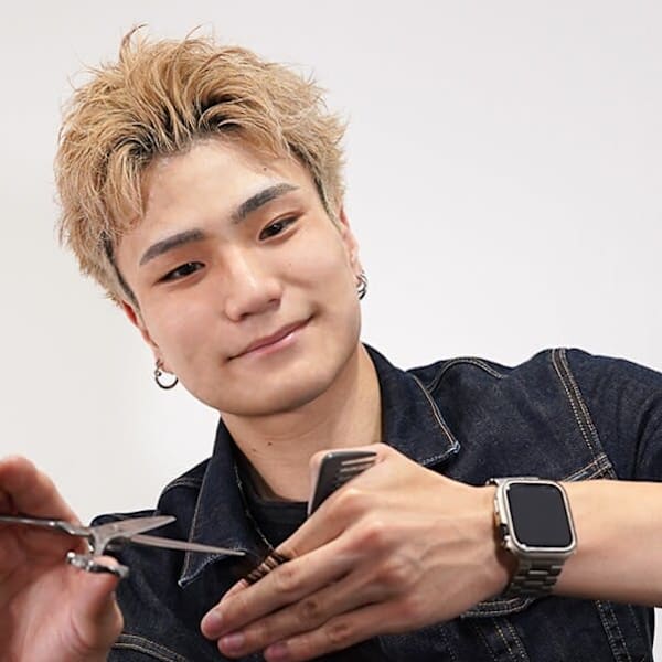 men's salon L-MARK 梅田【メンズサロンエルマーク ウメダ】【メンズサロンエルマーク ウメダ】のスタッフ紹介。小嶌 啓太