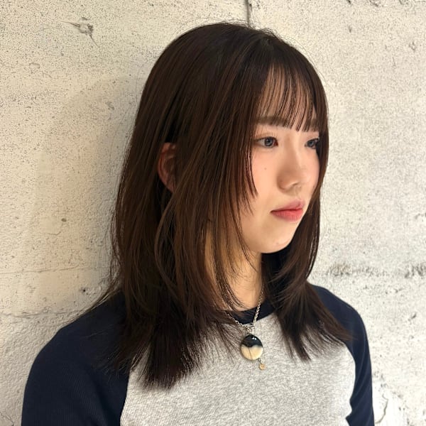【YOKE】ミディアムレイヤーナチュラルブラウン前髪顔周り