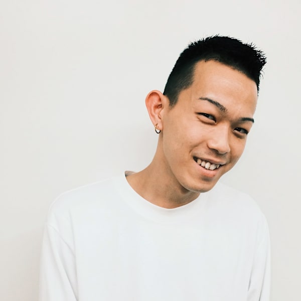 メンズサロンSTUGS BARBER SHOP 上野御徒町【メンズサロン スタッグス バーバーショップ ウエノオカチマチ】のスタッフ紹介。田上 雄貴