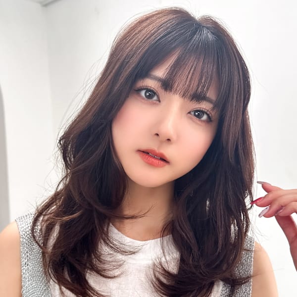 韓国風×レイヤーカット×ふんわりヘア