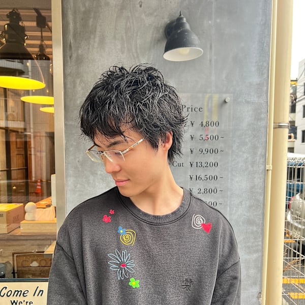 グランジな質感!無造作ランダムパーマショート|BUZZIot/h