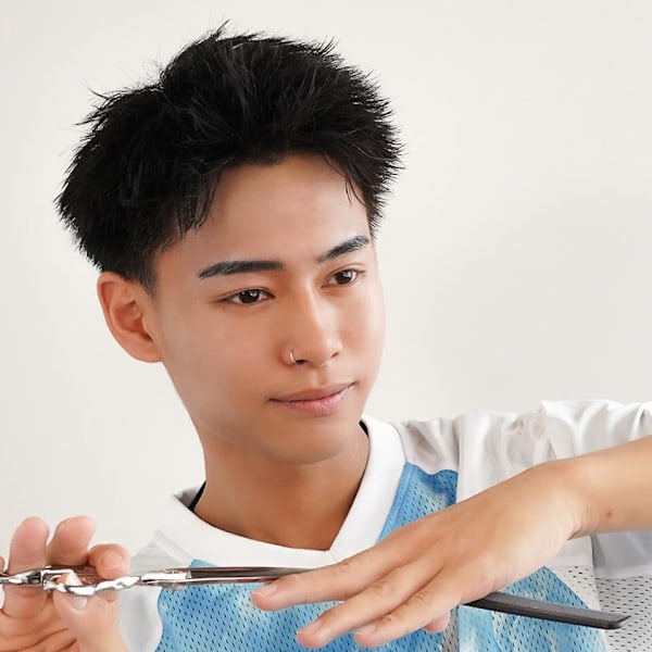 men's salon L-MARK 天王寺 メンズパーマ【メンズサロンエルマーク テンノウジ】【メンズサロンエルマーク テンノウジ】のスタッフ紹介。佐藤 蓮