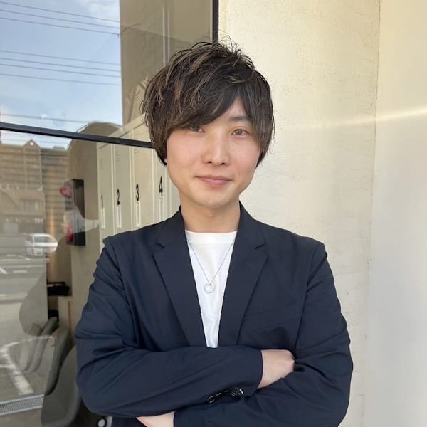 aura【アウラ】のスタッフ紹介。中嶋