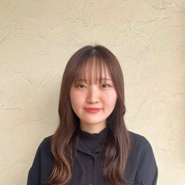 LUXE for hair【リュクスフォーヘアー】のスタッフ紹介。桂　琴美
