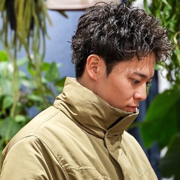 【メンズカット】縮毛矯正・カット・パーマが人気メンズサロン