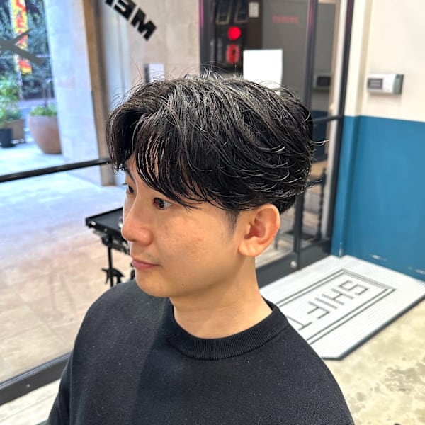 毛流れセンターパート【SHIFT】|MENS ONLYSALON SHIFT(メンズサロン)