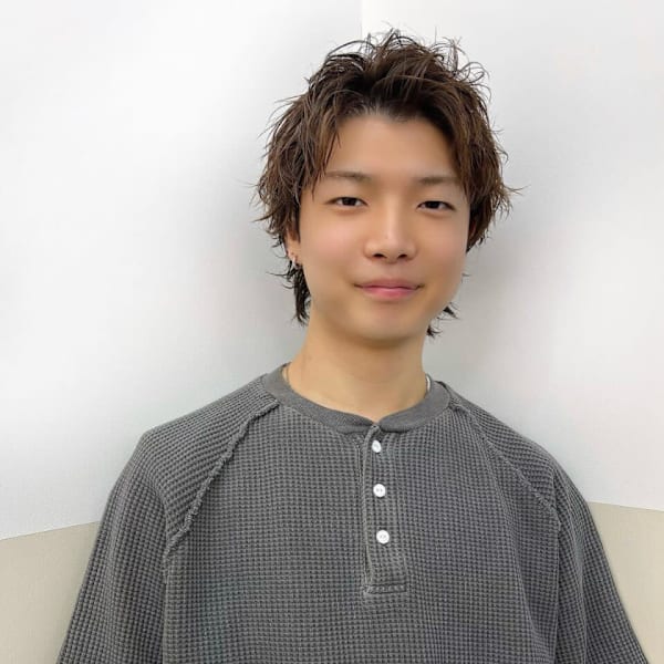 ノンダメージサロンBonheurボヌール銀座並木通り店【ノンダメージサロンボヌールギンザナミキドオリテン】のスタッフ紹介。前田栞九郎