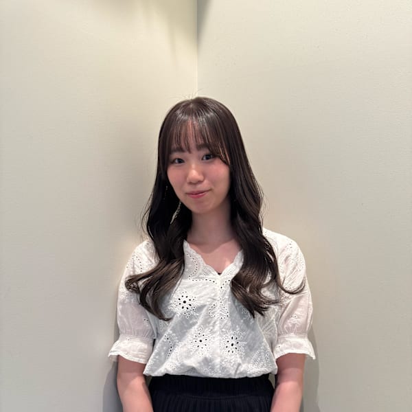 shirof shinjuku【シロフシンジュク】【シロフシンジュク】のスタッフ紹介。及川 まき