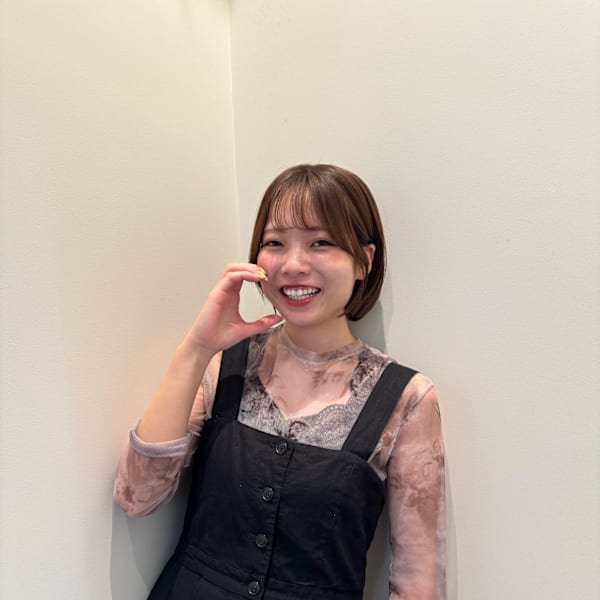 shirof shinjuku【シロフシンジュク】【シロフシンジュク】のスタッフ紹介。日下 紗英