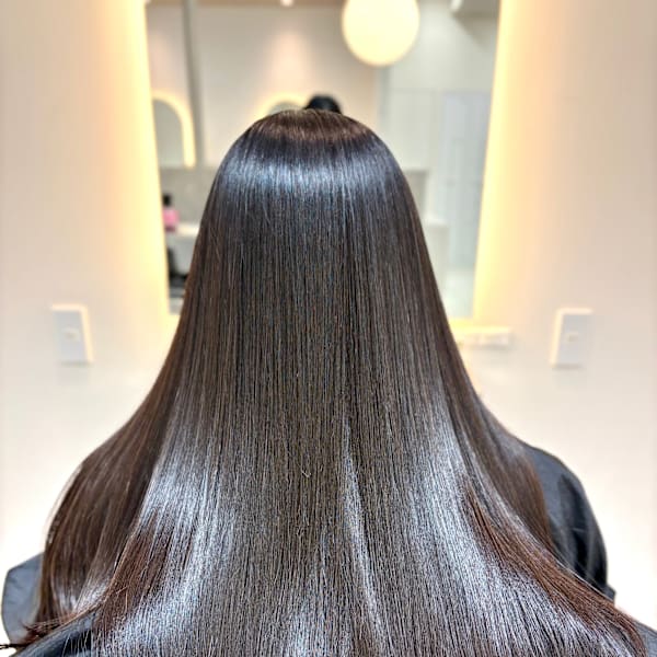 髪質改善縮毛矯正|Fleu[r] フルー 都立大学店