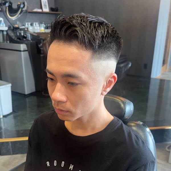 フェザーアップ・スキンハイフェード|@110 BARBER SHOP CONTINENTAL