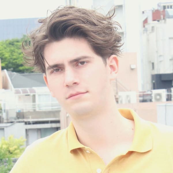 刈り上げセンターパートサーフカールフェザーパーママレットヘア|jiji by WORTH WHILE 【ジジ バイ ワースホワイル】