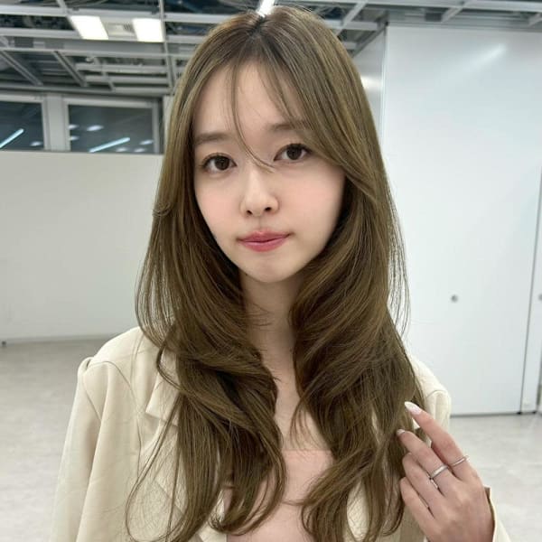 ゆるふわパーマ　ナチュラル　小顔ヘア