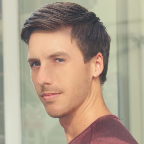 刈り上げセンターパートサーフカールフェザーパーママレットヘア|jiji by WORTH WHILE 【ジジ バイ ワースホワイル】