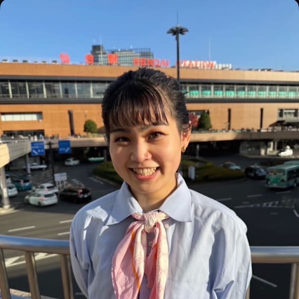 HIRO GINZAヘアサロン仙台名掛丁店【ヒロギンザヘアサロン センダイナカケチョウテン】のスタッフ紹介。佐藤　詩音