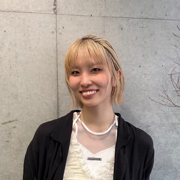 clam. at loRe【クラム　アット　ロア】のスタッフ紹介。Naru