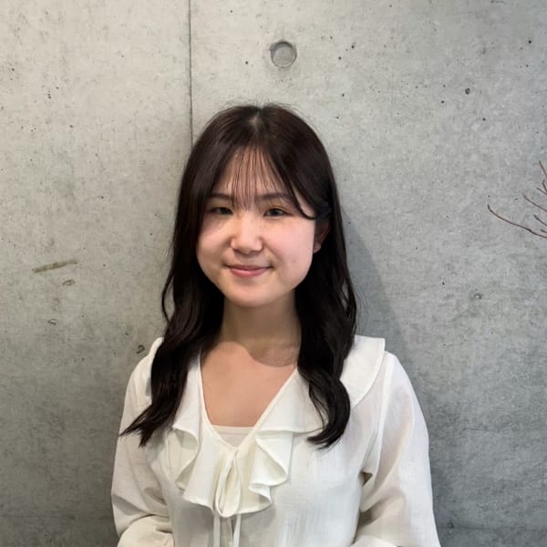 clam. at loRe【クラム　アット　ロア】のスタッフ紹介。結菜