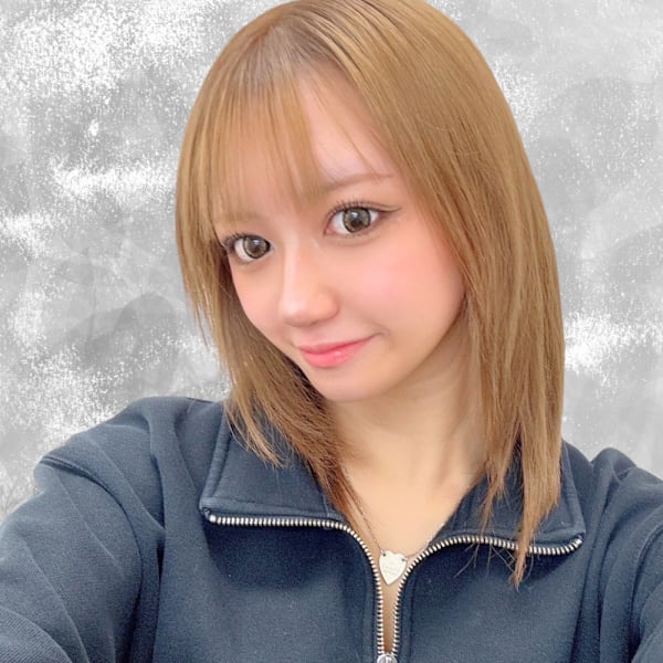 ADDICT 池袋東口店【アディクト イケブクロヒガシグチテン】のスタッフ紹介。サナ