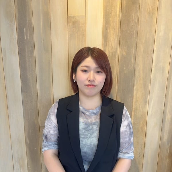 HAIR & MAKE EARTH　志木店【ヘアメイクアースシキテン】のスタッフ紹介。前田　美佑
