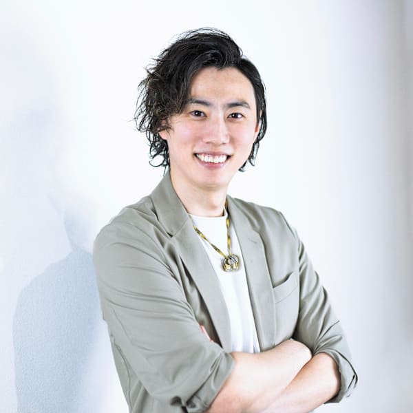 メンズ専門理容室 BroTokyo BARBERSHOP 有楽町店【メンズセンモンリヨウシツブロートーキョーバーバーショップユウラクチョウテン】のスタッフ紹介。Ryo