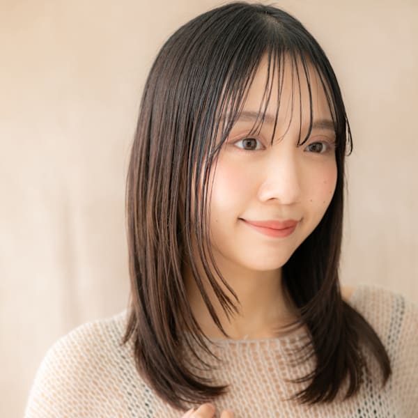 ハッシュカットウェットヘア黒髪美髪レイヤーロング20代30代