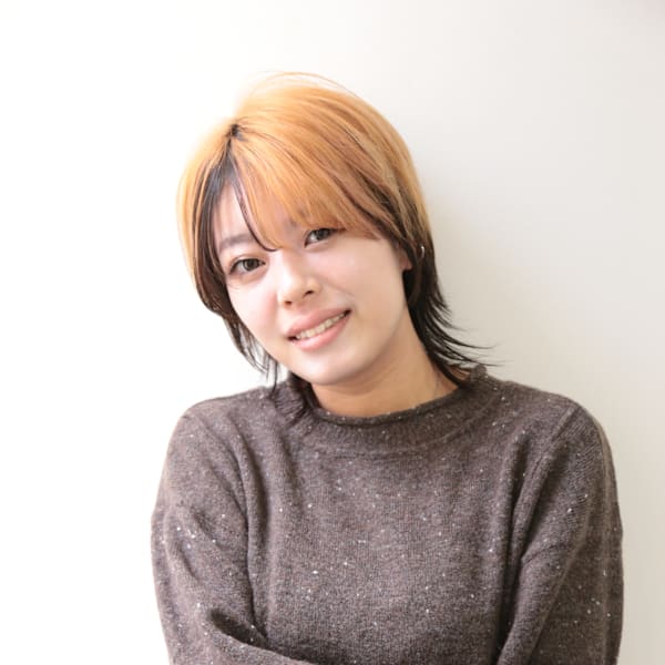 吉祥寺美容室lic【キチジョウジビヨウシツリック】のスタッフ紹介。鈴木茉莉