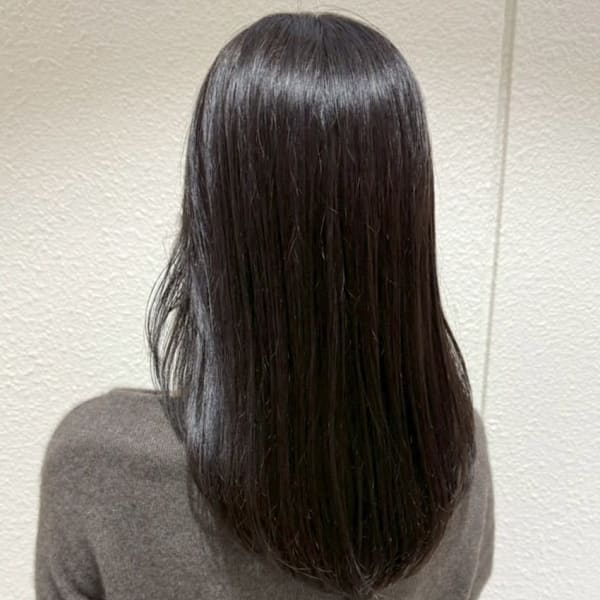 黒髪 レイヤーカット 艶髪 髪質改善 20代 透明感カラー