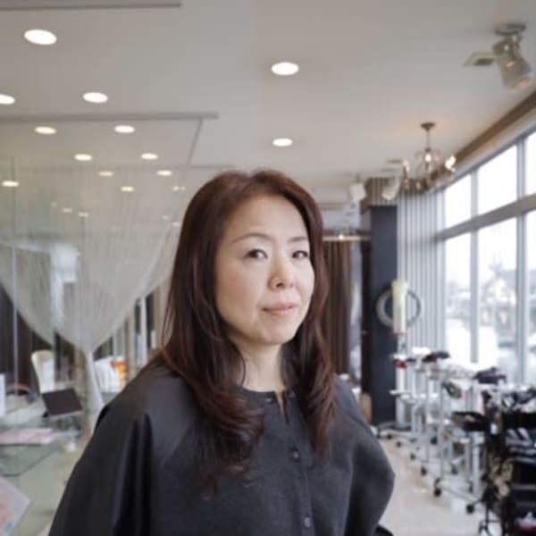 HAIR & MAKE EARTH 盛岡南店【ヘアメイクアース モリオカミナミテン】のスタッフ紹介。熊谷　恵理子