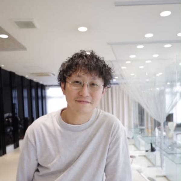 HAIR & MAKE EARTH 盛岡南店【ヘアメイクアース モリオカミナミテン】のスタッフ紹介。菅野　智史