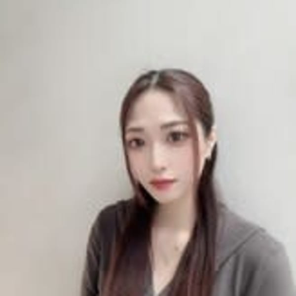 パリジェンヌ・マツエク専門店 Neolive Luca 御茶ノ水店【パリジェンヌマツエクセンモンテン ネオリーブルカ オチャノミズテン】のスタッフ紹介。アベハルカ