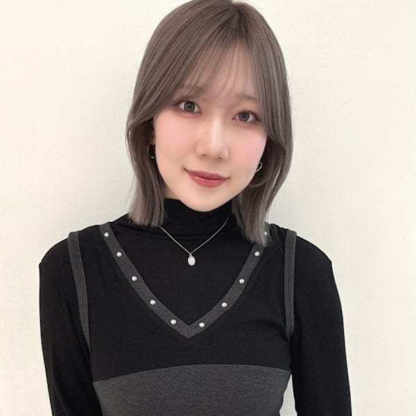 Louwe 渋谷【ローウェ シブヤ】のスタッフ紹介。ayana