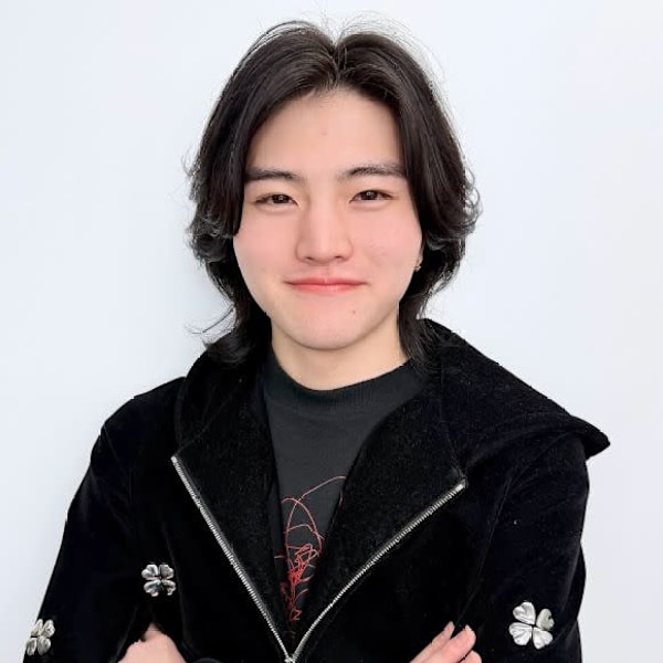 Lond hot lip 立川【ロンド ホット リップ タチカワ】のスタッフ紹介。廣戸楓 レイヤー