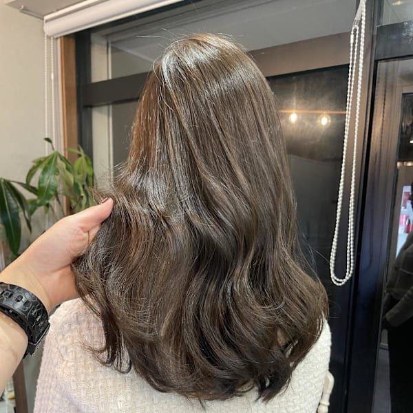 大人かわいい/イルミナカラー/オリーブグレージュ|latte hair lily