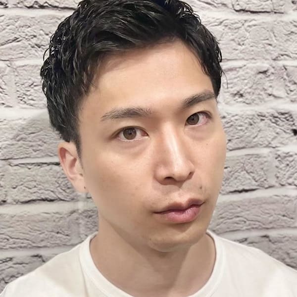 アップバングショート