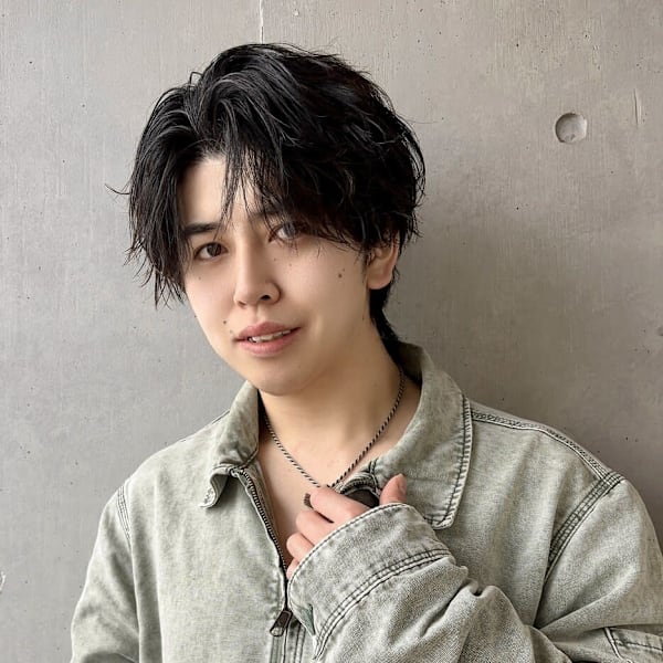 REVES【レーヴス】のスタッフ紹介。高橋 祐一