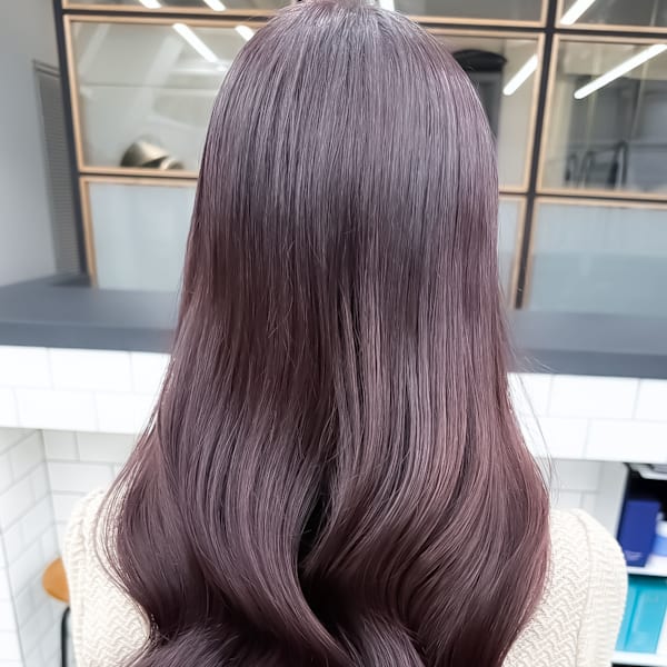 30代40代大人可愛い髪質改善カラーラベンダーグレージュ透明|soar 髪質改善 レイヤーカット 【渋谷 髪質改善サロン】