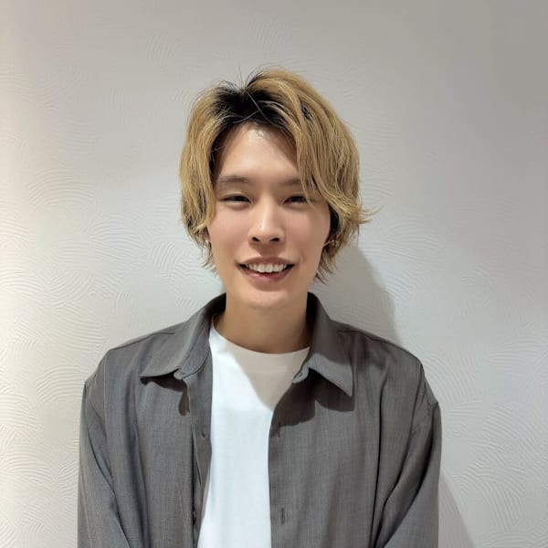 Arbre et chimie【アルブルエトシミー】のスタッフ紹介。高橋　弘二