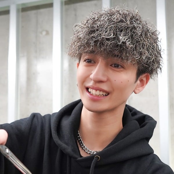 men's salon L-MARK 京橋【メンズサロンエルマーク キョウバシ】【メンズサロンエルマーク キョウバシ】のスタッフ紹介。下野 岳人