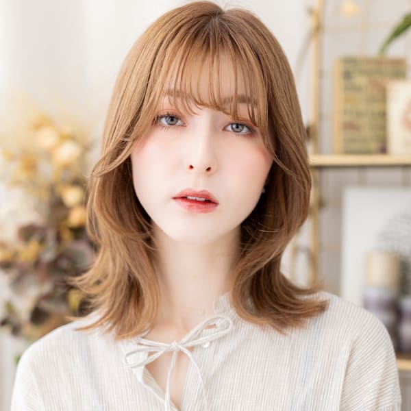 インナーカラーベージュゴールドくびれミディ　ヘーゼルブラウン|COVER HAIR bliss【カバーヘア ブリス】志木/志木南口駅前店