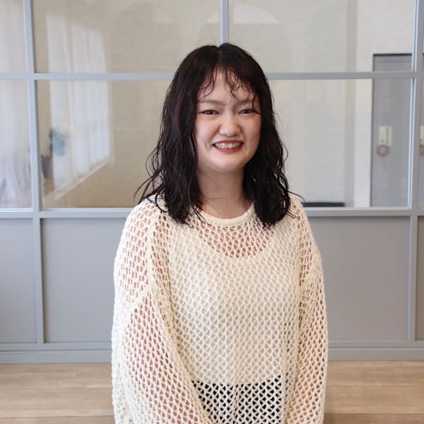 OSAYA tatebe【オサヤ タテベ】のスタッフ紹介。瀬戸 真衣