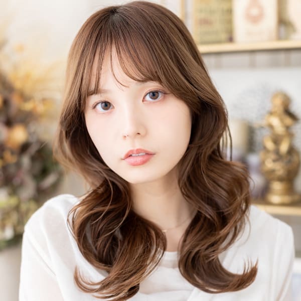 大人かわいい波巻きカールグラマラスロング　オリーブグリーン