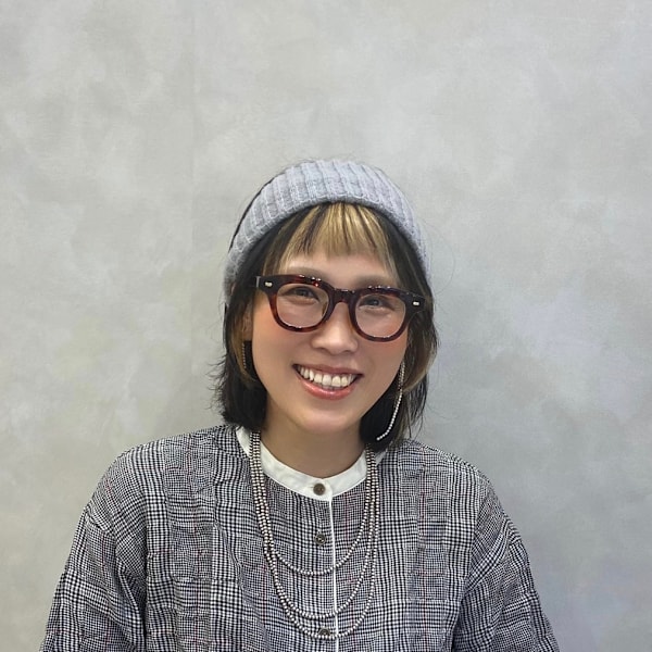 loca resel by tree【ロカ リセル バイ ツリー】のスタッフ紹介。清水 麻衣