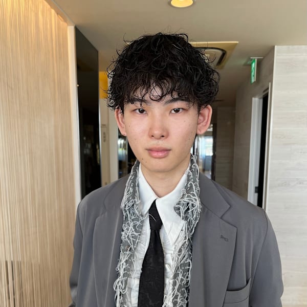 FACE。大船【フェイス オオフナ】のスタッフ紹介。河崎 祐矢