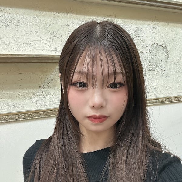 Kelly's Green【ケリーズグリーン】のスタッフ紹介。かまえ　れな