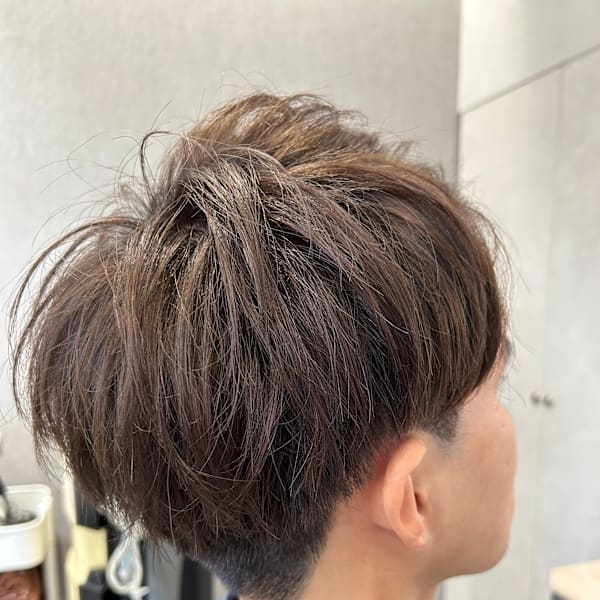 ナチュラルブラウン