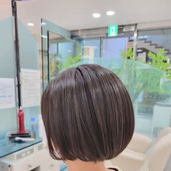 大人かわいいミニボブ