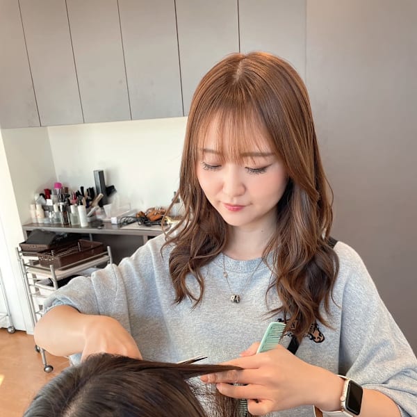 hair doctor luz新成店【ヘアドクタールースシンセイテン】のスタッフ紹介。菅原 舞花 髪質改善師