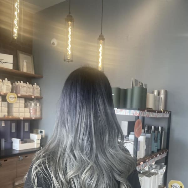 グラデーションカラー|半個室型美容室 Sourire 九産大前店