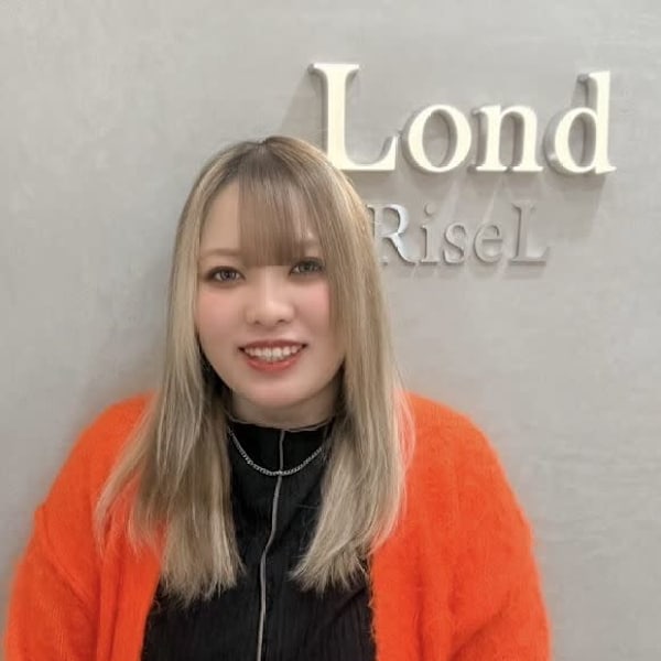 髪質改善サロン Lond RiseL 札幌【ロンド リゼル】のスタッフ紹介。みずほ ハイトーン